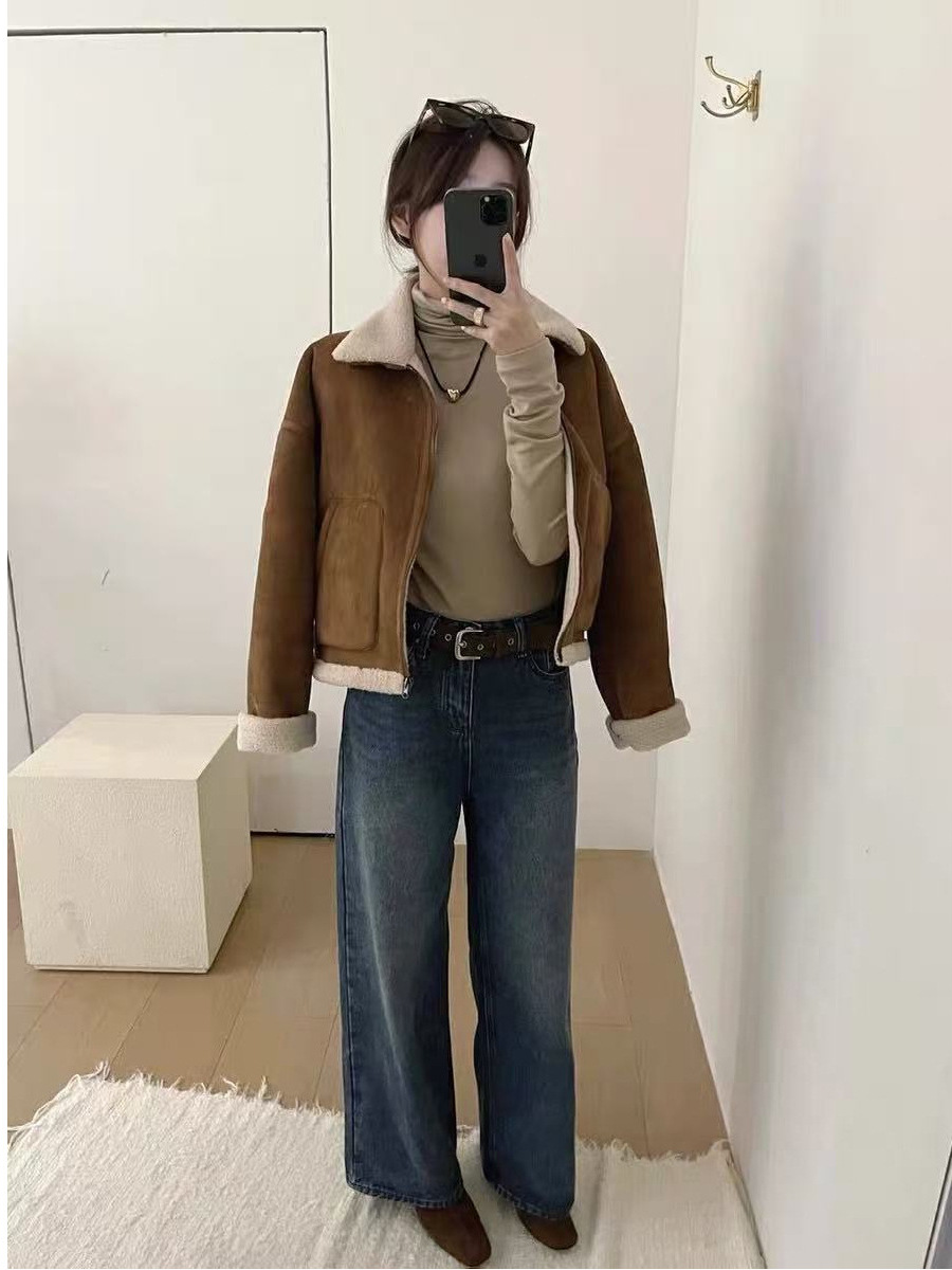 เสื้อโค้ทหนังชามัวร์